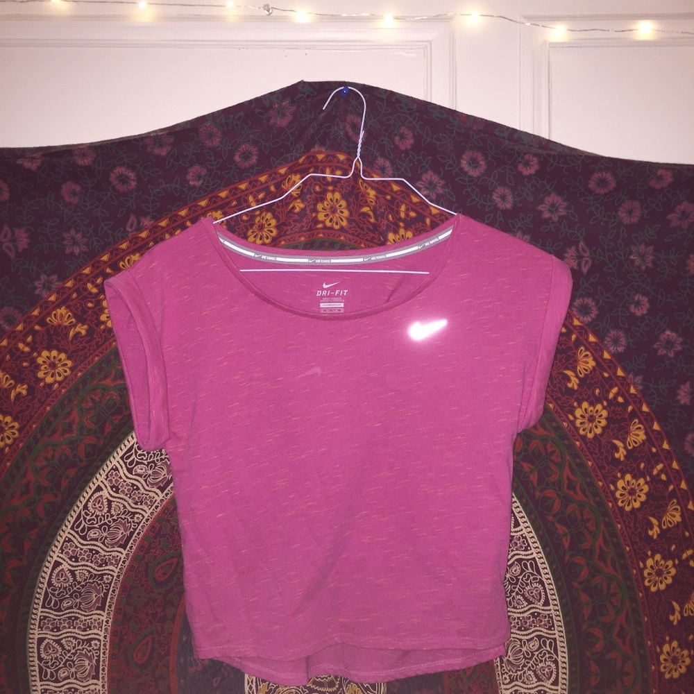 nike drifit pink crop top for workout!! - Picture 2 of 5
